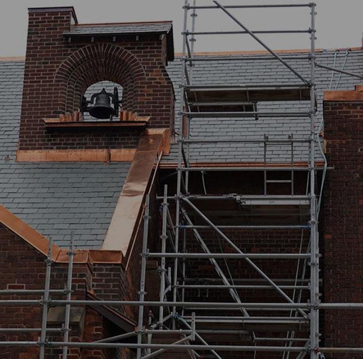 Nous rénovons votre toiture quel que soit son modèle.